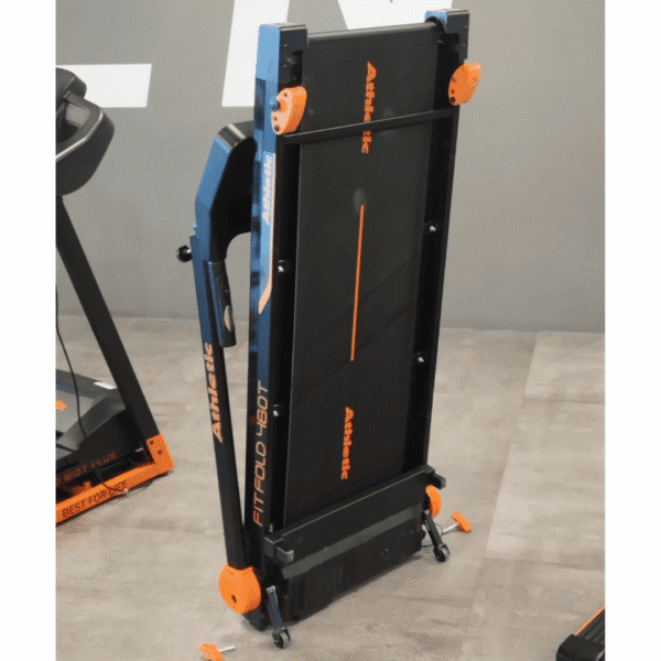Cinta caminadora Athletic plegada, en posición vertical