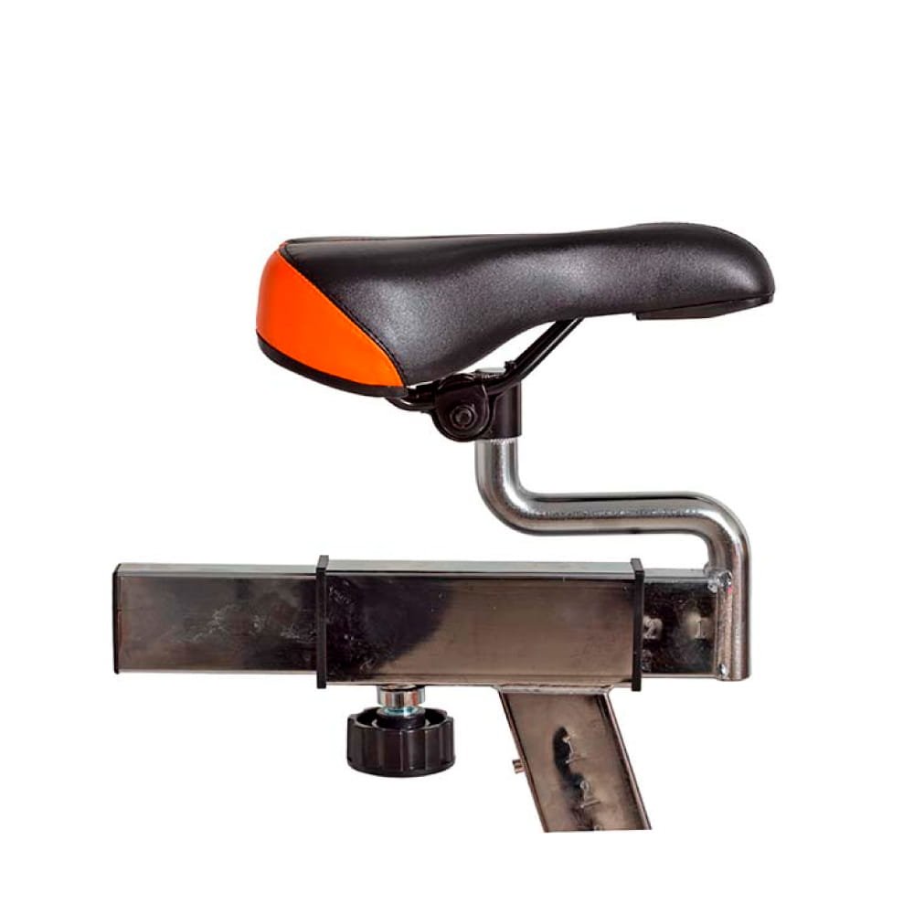Asiento de bicicleta fija. Tipo bicicleta de carrera. Se observa la perilla que permite regular la distancia del asiento